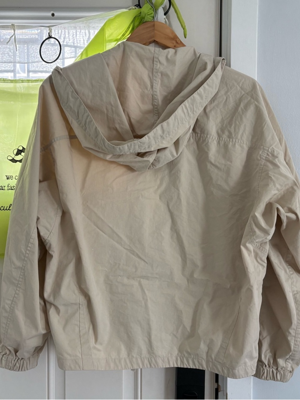 Uniqlo Women's Light Beige Utility Jacket with Hood XS fits like S - Picture 5 of 5